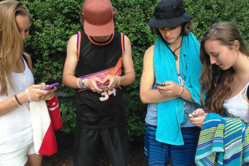 Snapchat teen usage vs TikTok concerns