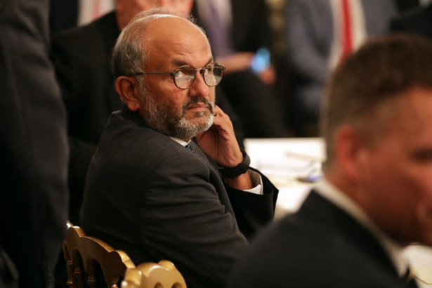 Shantanu Narayen Adobe CEO